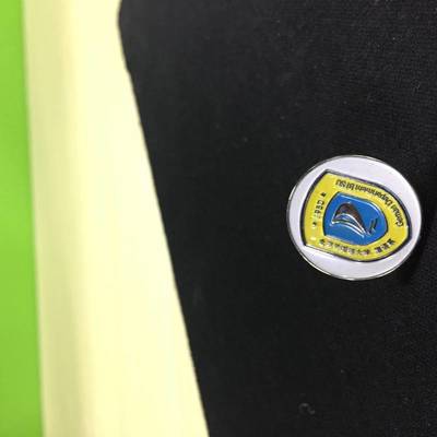 金鑲玉紀念章與金銀紀念幣定制 企業(yè)形象策劃的藝術(shù)與匠心